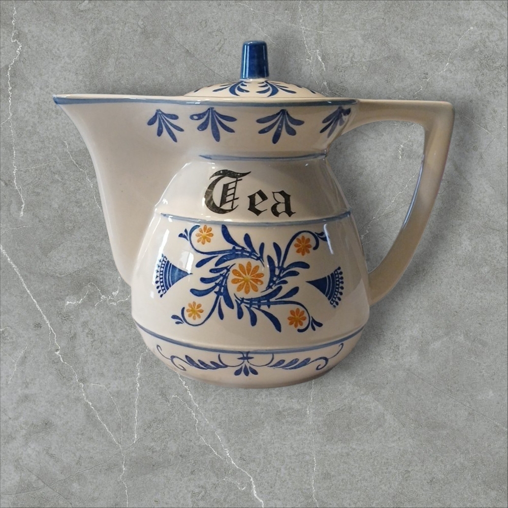 ⚕️1960s Vintage Royal Sealy Japan Blue and White Tea Pot